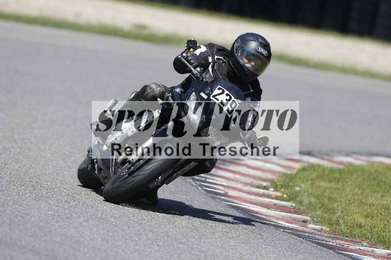 /43 08.08.2025 Discover the Bike ADR/Bike 1 gruen/239